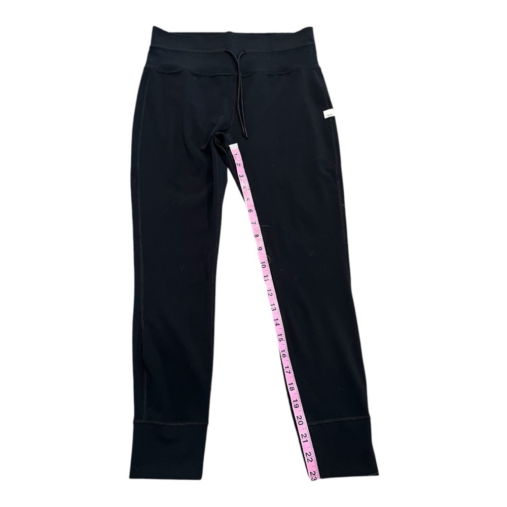 Vuori Daily Legging - Black - Picture 9 of 14